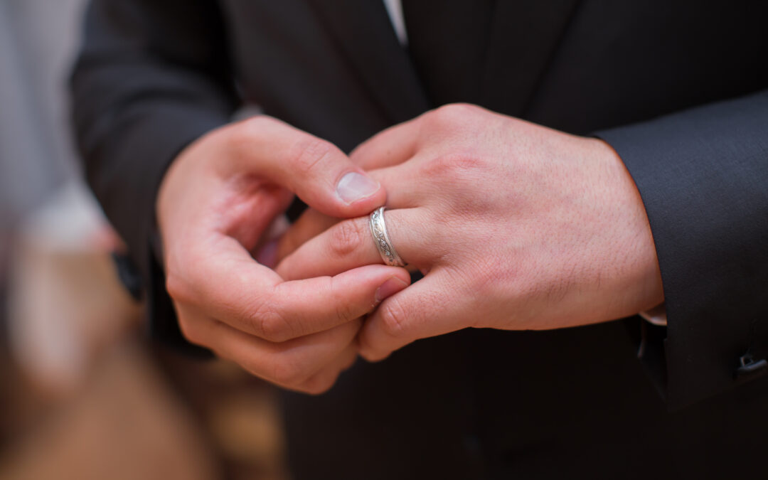The Evolution of Men’s Wedding Rings: From Ancient Times to Modern Day